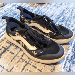 Black with White Flowers EXO - UltraRange Vans with ultracush sole